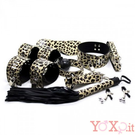 Kit BDSM Leopardato Completo con Frusta Manette Cavigliere Maschera Collare Pinze per Capezzoli e Gagball