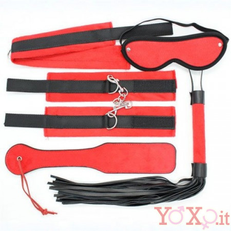 Kit BDSM Rosso Completo con Frusta Manette Maschera Collare e Sculacciatore