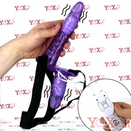 Omaggio Falli Vibranti Strap-On Indossabili - 18 x 3,5 cm e 10 x 3,5 cm.