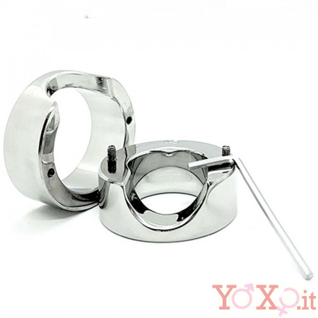 Cock ring e ball stretcher in acciaio inox 4,5 x 4,5 cm.