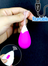 Ovetto Vibrante Telecomandato Wireless in Silicone 6,5 x 3,5 cm. Fucsia Ricaricabile con USB