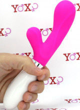 Vibratore rabbit in silicone rosa 21,6 x 3,4 cm.