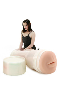 Yoxo Sexy Shop - Fleshlight Masturbatore Bocca Realistico - STOYA SWALLOW