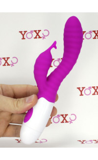 Yoxo Sexy Shop - Vibratore rabbit in silicone fucsia sagomato con 30 vibrazioni 20 x 3,2 cm.