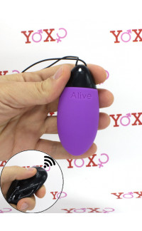 Yoxo Sexy Shop - Ovetto vibrante in silicone lilla telecomandato senza fili 8,3 x 3,8 cm.