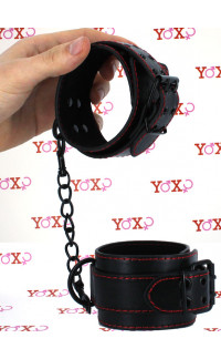 Yoxo Sexy Shop - Costrittivi Regolabili per Caviglie in Ecopelle Nera con Cuciture Rosse