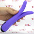 Vibratore in silicone color glicine a forma di V ricaricabile USB 20,9 x 3,5 cm. - 1